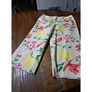 Size 12 Rafaella Tropical Floral Capris Cream Yellow Red Pink Green